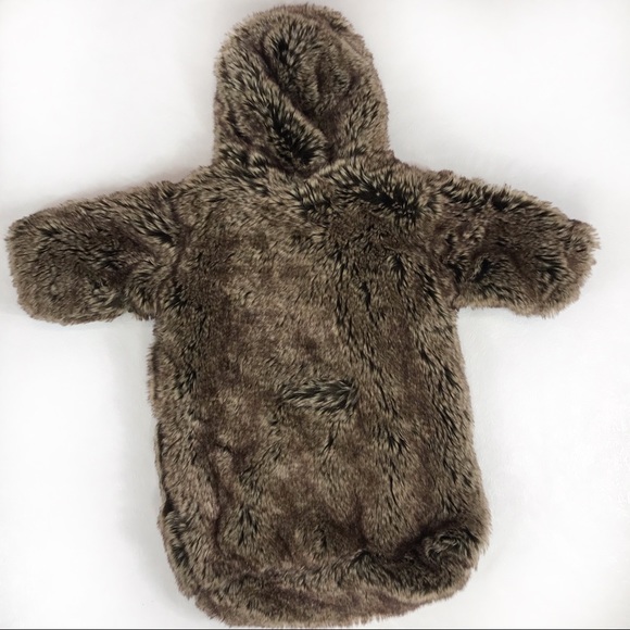 London & Cole Pom Pom bunting faux fur suit - Picture 3 of 7